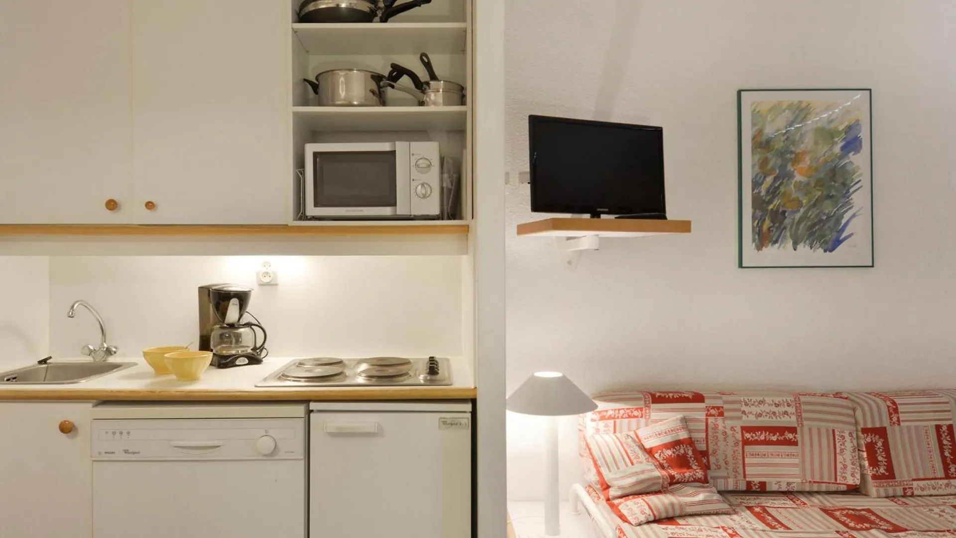 Apartment Studio Cabine Fonctionnel, Acces Direct Pistes, Balcon - Fr-1-181-2244 La Plagne-Tarentaise